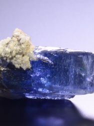Tanzanit