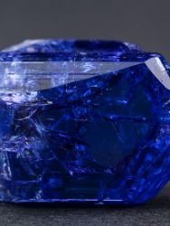 Tanzanit