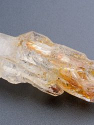 Petroleum quartz