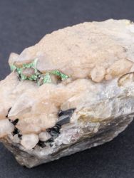 Torbernit, záhněda